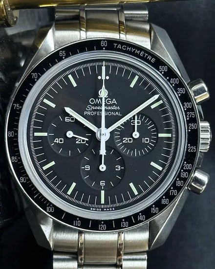2018 Omega Speedmaster Professional Moonwatch 42MM Black Dial Steel Bracelet (311.30.42.30.01.006)