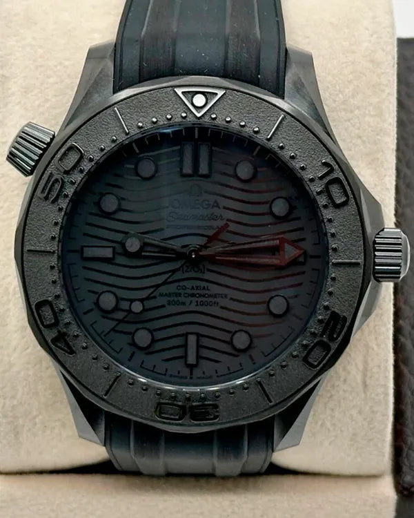 2024 Omega Seamaster Diver 300M "Black Black" 43.5MM Black Dial Rubber Strap (210.92.44.20.01.003)