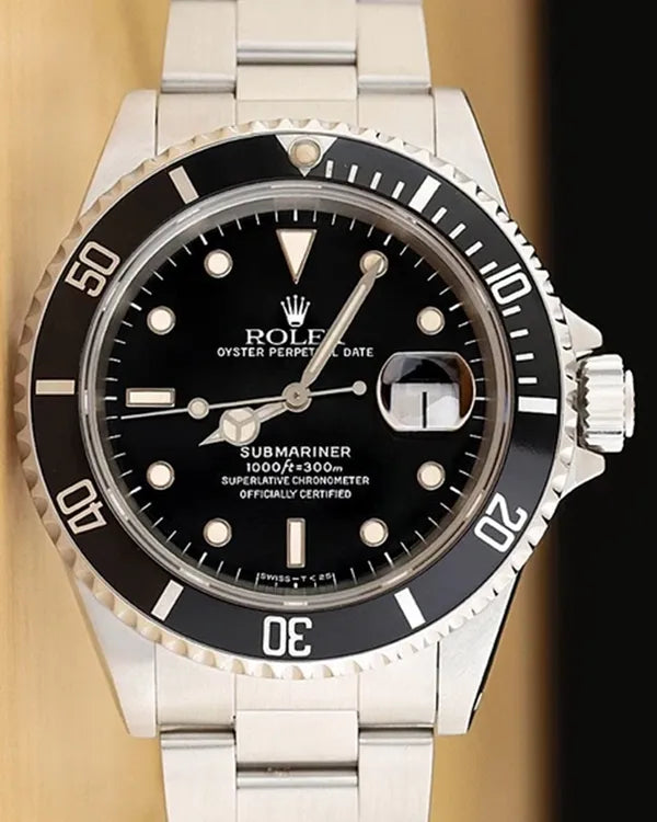 Rolex Submariner Date 40MM Black Dial Oyster Bracelet (16610)