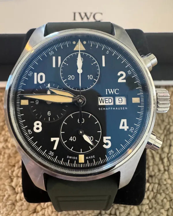 2023 IWC Schaffhausen Pilot Spitfire Chronograph 41MM Black Dial Rubber Strap (IW387901)