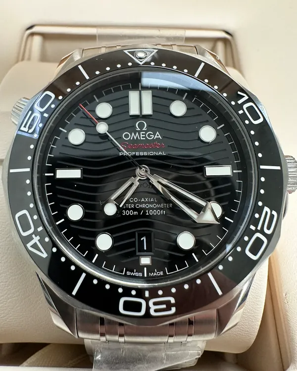 2025 Omega Seamaster Diver 300M 42MM Black Dial Steel Bracelet (210.30.42.20.01.001)