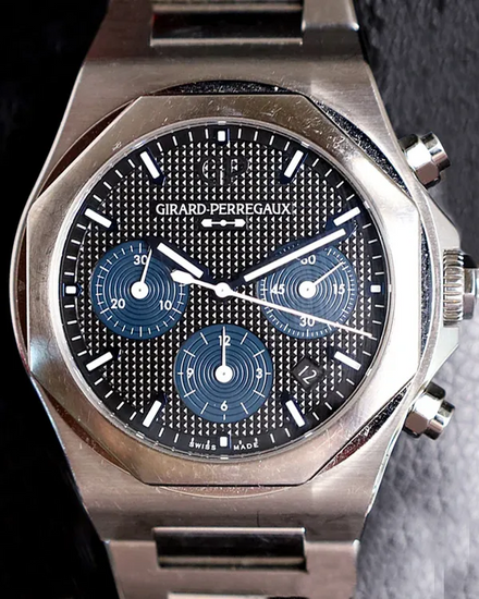 Girard Perregaux Laureato 42MM Black Dial Steel Bracelet (81020-11-631-11A)