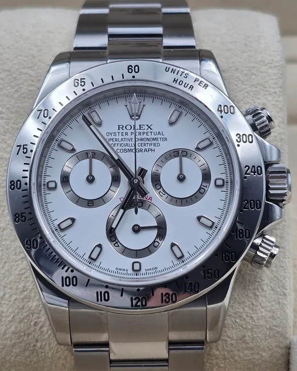 Rolex Cosmograph Daytona 40MM White Dial Oyster Bracelet (116520)