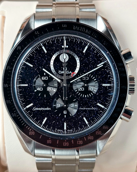 Omega Speedmaster Moonphase 44.25MM Aventurine Dial Steel Bracelet (311.30.44.32.01.001)