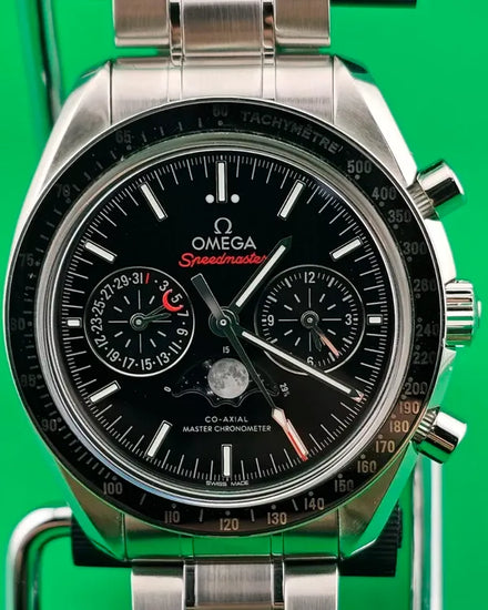 2019 Omega Speedmaster Moonphase 44.25MM Black Dial Steel Bracelet (304.30.44.52.01.001)