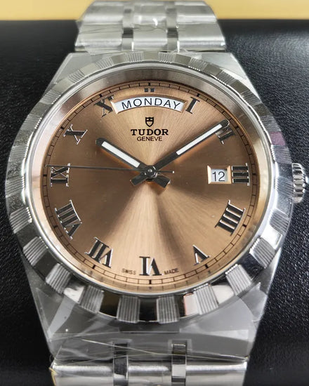No Reserve - 2025 Tudor Royal 41MM Salmon Dial Steel Bracelet (28600)