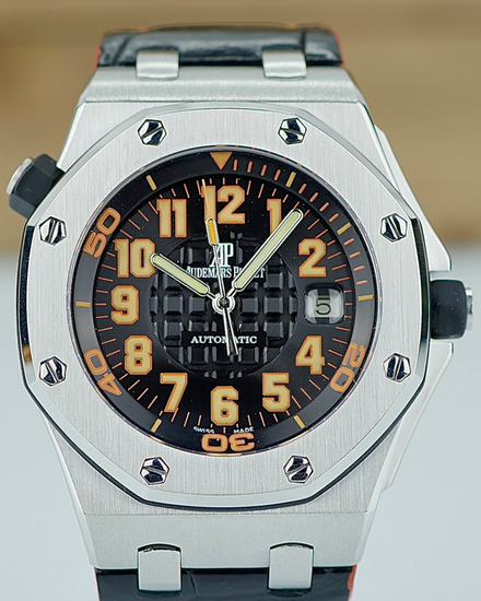 2006 Audemars Piguet Royal Oak Offshore Boutique Scuba Edition 42MM Black Dial Leather Strap (15701ST.OO.D002CA.01)