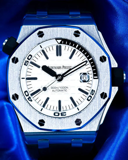 2017 Audemars Piguet Royal Oak Offshore Diver 42MM White Dial Rubber Strap (15710ST.OO.A002CA.02)