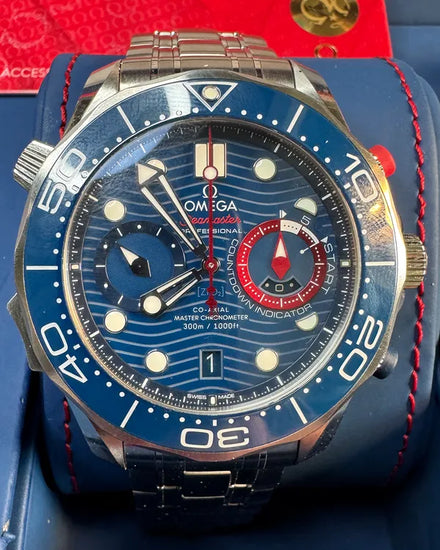2021 Omega Seamaster Diver 300M "36th America's Cup" 44MM Blue Dial Steel Bracelet (210.30.44.51.03.002)