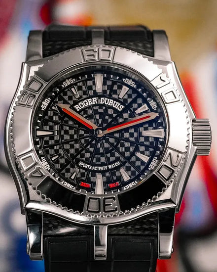 Roger Dubuis Easy Diver L.E. 47MM Carbon Fiber Dial Rubber Strap (SE46149)
