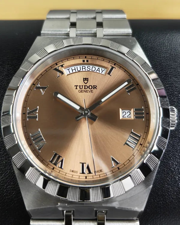 Tudor Royal (28600)