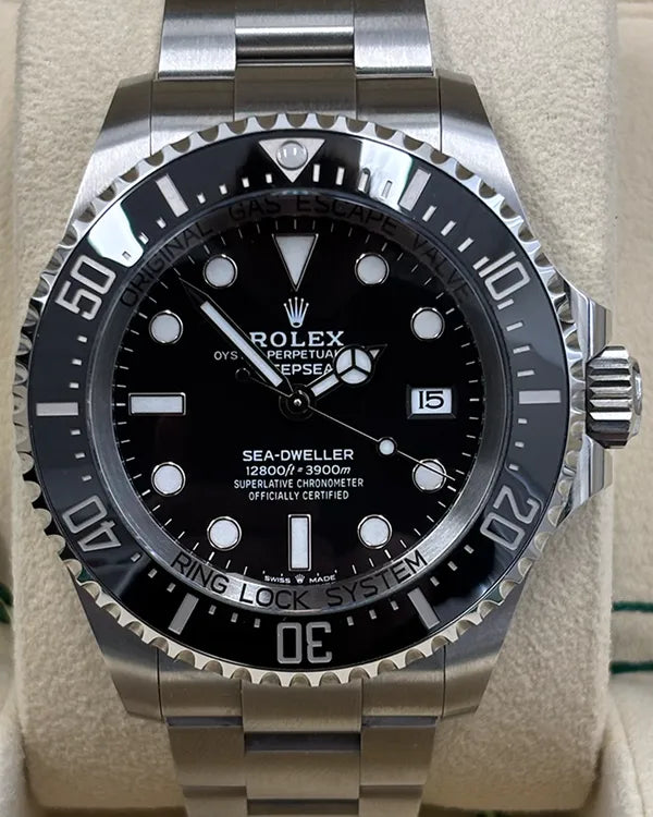 Rolex Deepsea (136660)