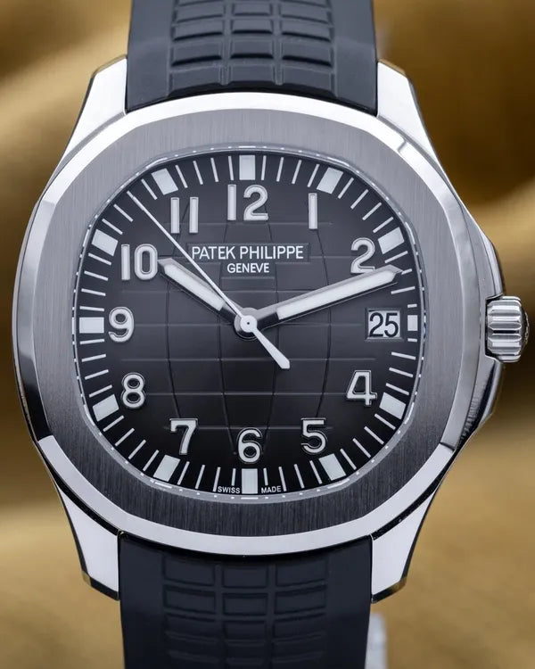 2021 Patek Philippe Aquanaut 40MM Black Dial Rubber Strap (5167A-001)