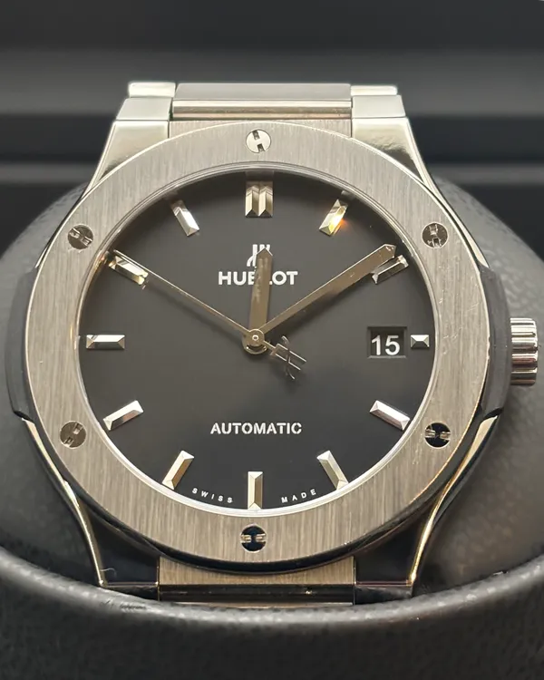 Hublot Classic Fusion 45MM Black Dial Titanium Bracelet (510.NX.1170.NX)