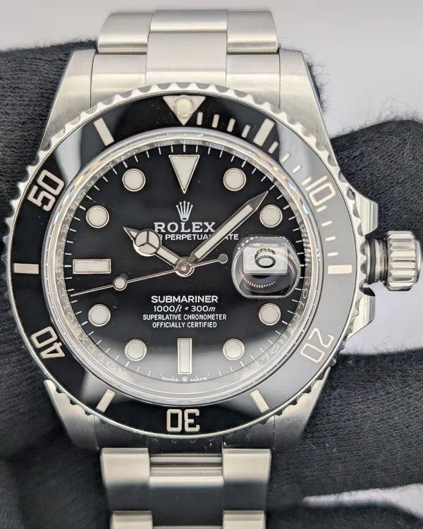 Rolex Submariner (126610LN)