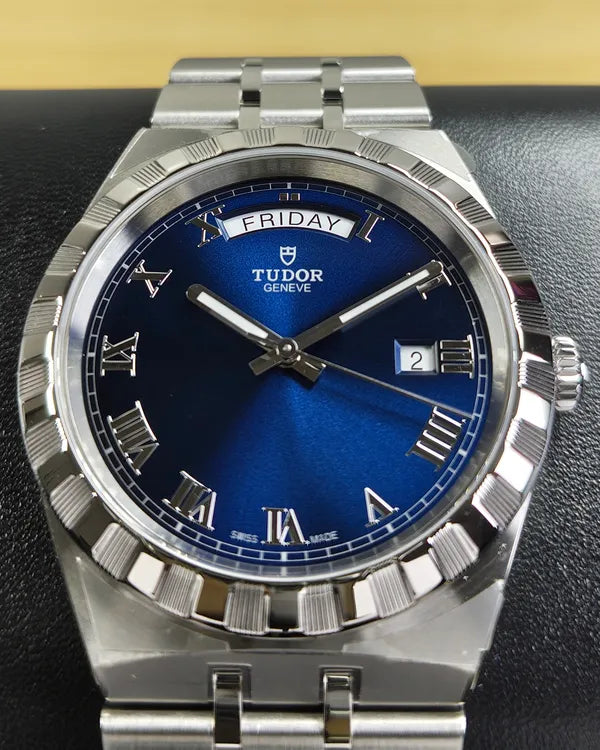 Tudor Royal (28600)