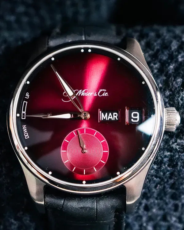 2021 H. Moser & Cie. Pioneer Perpetual L.E. 42.8MM Red Dial Leather Strap (3808-1200)