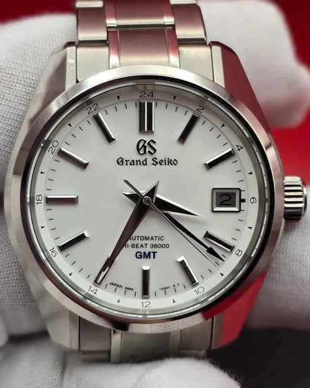 2024 Grand Seiko Heritage 40MM White Dial Titanium Bracelet (SBGJ211)