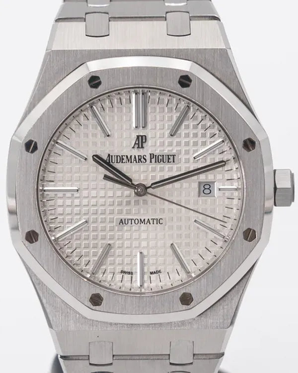 Audemars Piguet Royal Oak (15400ST)