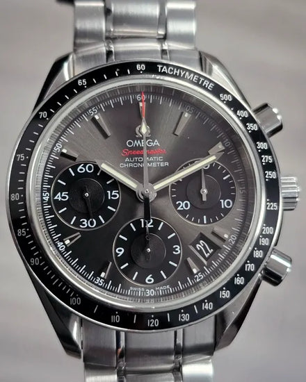 2014 Omega Speedmaster Date 40MM Grey Dial Steel Bracelet (323.30.40.40.06.001)