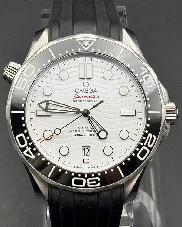 2023 Omega Seamaster Diver 300M 42MM White Dial Rubber Strap (210.32.42.20.04.001)