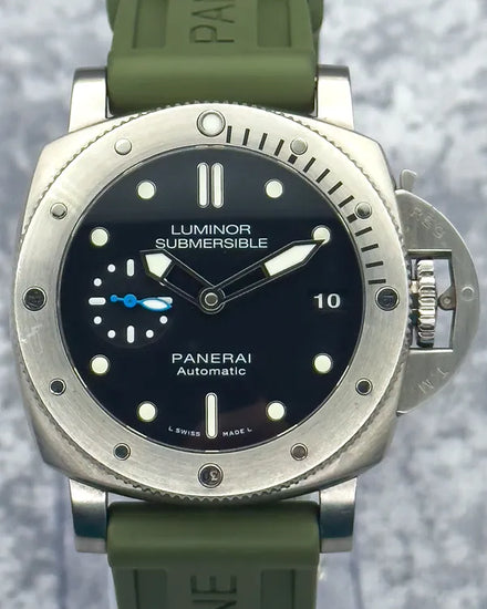 2018 Panerai Submersible 1950 3 Days 42MM Black Dial Rubber Strap (PAM00682)