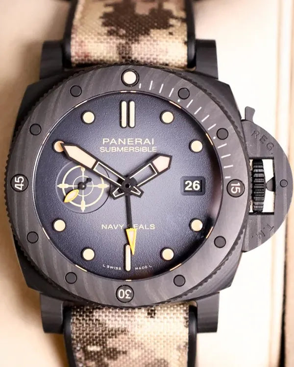 Panerai Submersible (PAM01513)