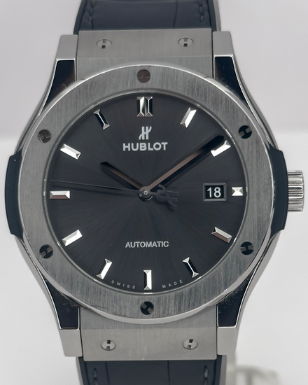 2019 Hublot Classic Fusion Racing 42MM Grey Dial Leather Strap (542.NX.7071.LR)