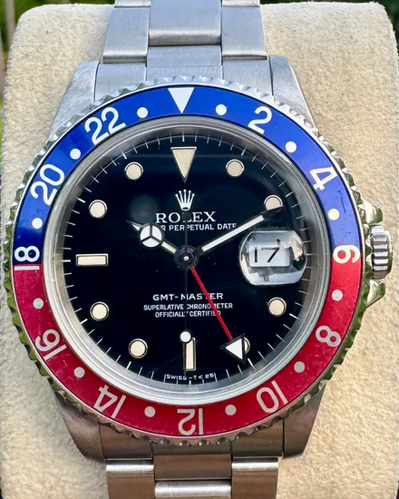 Rolex GMT-Master "Pepsi" 40MM Black Dial Oyster Bracelet (16700)