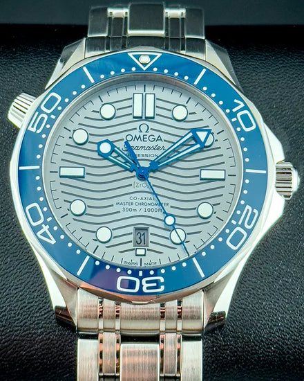 2020 Omega Seamaster Diver 300M 42MM Grey Dial Steel Bracelet (210.30.42.20.06.001)