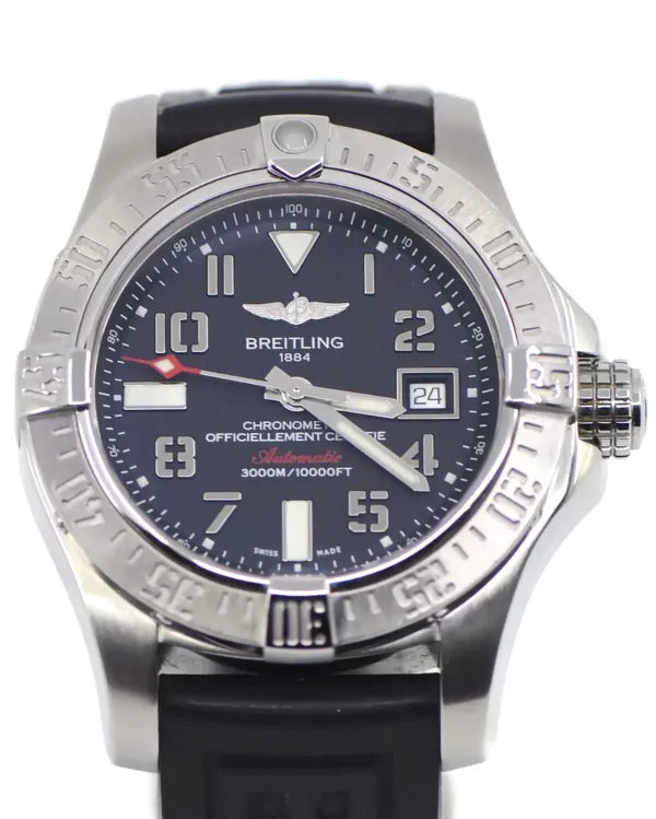 Breitling Avenger (A17331)