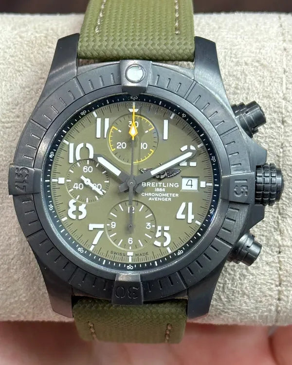 Breitling Avenger (V13317101L1X1)