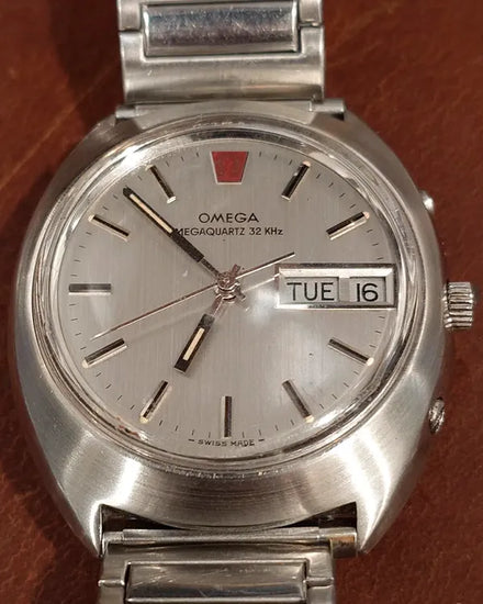 Omega Vintage Megaquartz 38MM Quartz Silver Dial Aftermarket Steel Bracelet (196.0037)