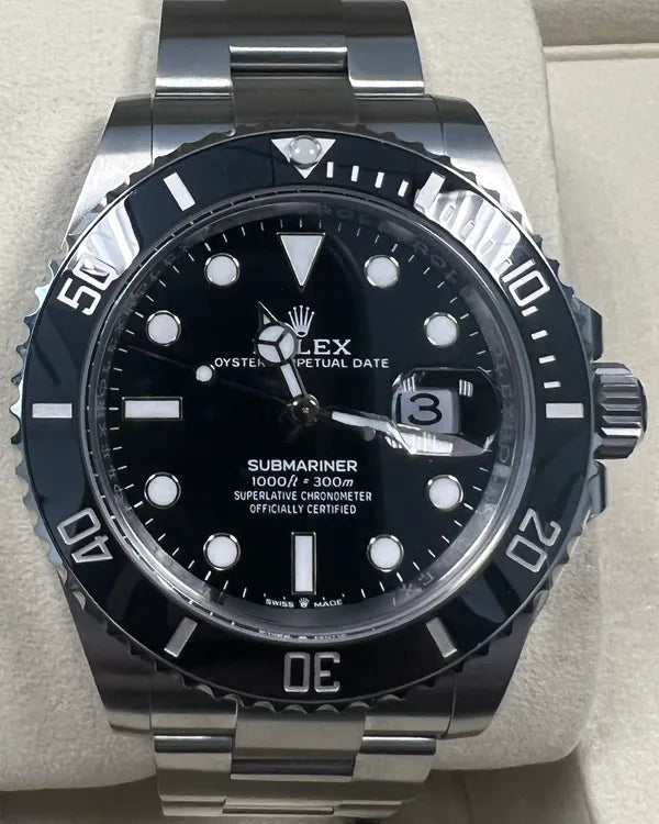 Rolex Submariner (126610LN)