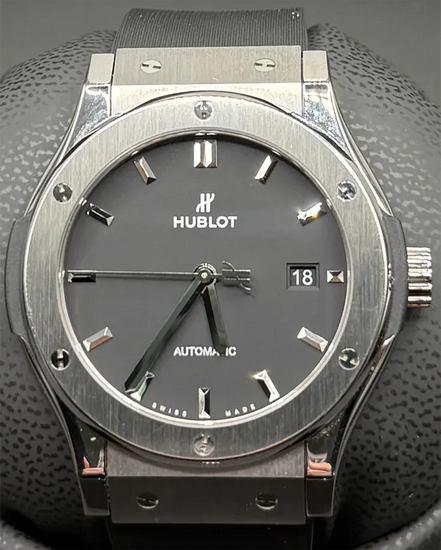 2024 Hublot Classic Fusion 42MM Black Dial Rubber Strap (542.NX.1171.RX)