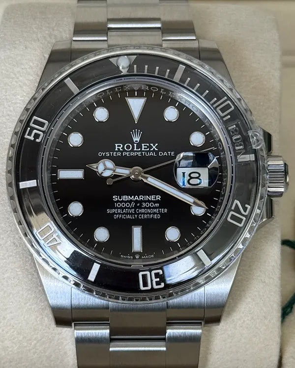 Rolex Submariner (126610LN)