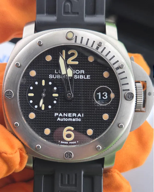 Panerai Submersible 44MM Black Dial Rubber Strap (PAM00025)