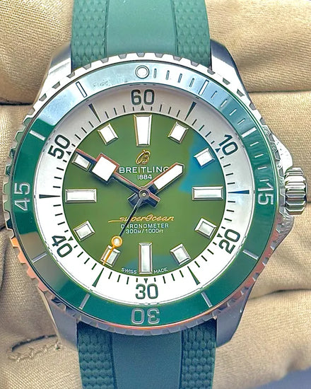 Breitling Superocean 44MM Green Dial Rubber Strap (A17376A31L1S1)