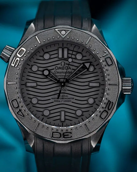2023 Omega Seamaster Diver 300M "Black Black" 43.5MM Black Dial Rubber Strap (210.92.44.20.01.003)
