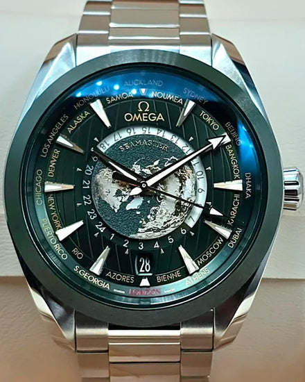 Omega Seamaster Aqua Terra Worldtimer 150M 43MM Green Dial Steel Bracelet (220.30.43.22.10.001)