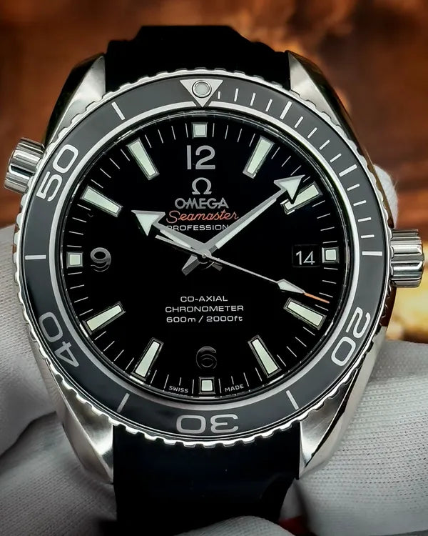 Omega Seamaster Planet Ocean 600M 42MM Black Dial Rubber Strap (232.32.42.21.01.003)