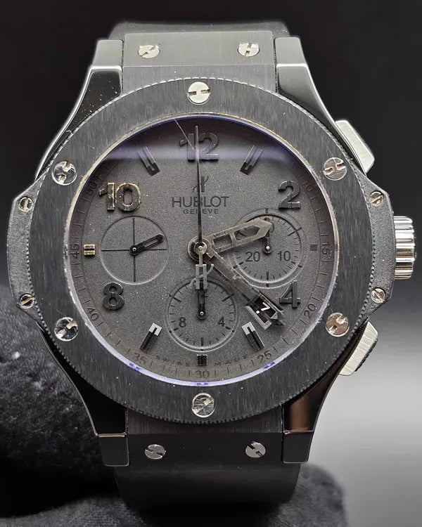 Hublot Big Bang "All Black" L.E. 44MM Black Dial Rubber Strap (301.CX.134.RX)