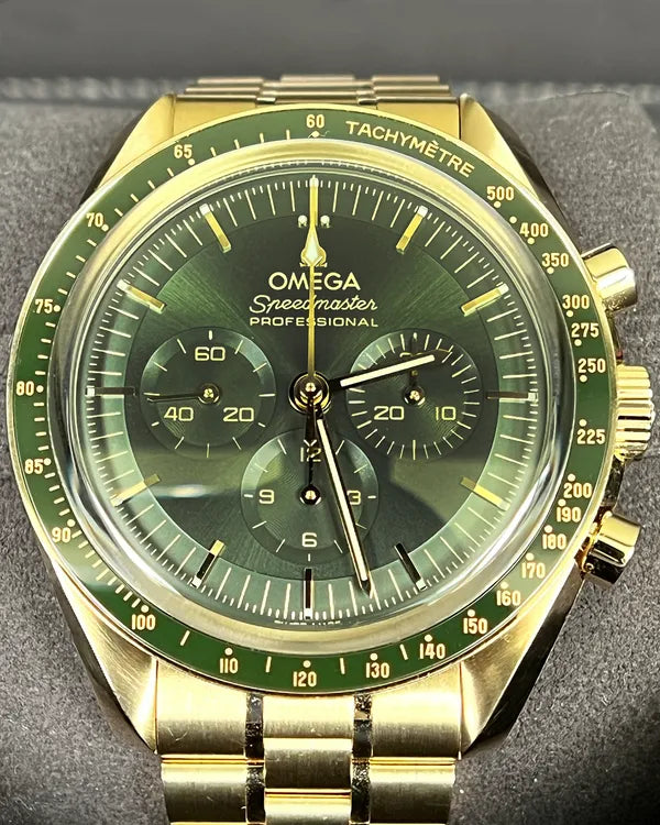 2023 Omega Speedmaster Professional Moonwatch "Moonshine Gold" 42MM Green Dial Yellow Gold Bracelet (310.60.42.50.10.001)