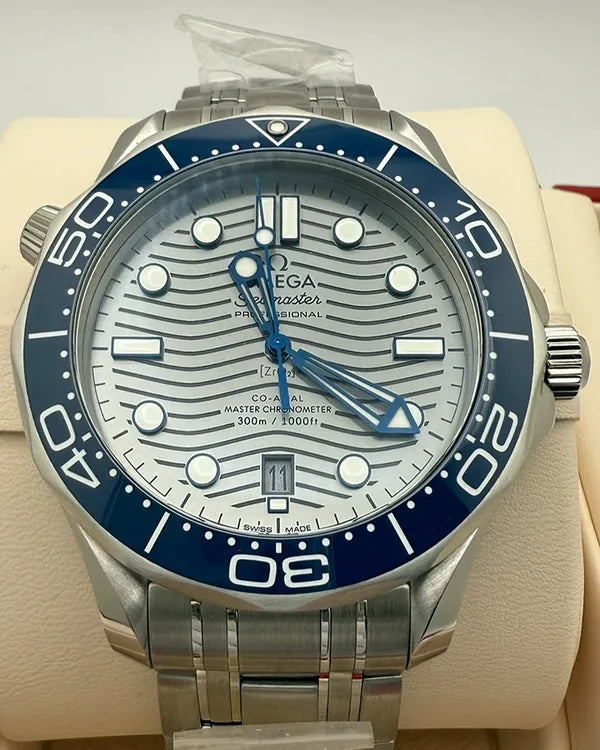 (SR)2025 Omega Seamaster Diver 300M 42MM Grey Dial Steel Bracelet (210.30.42.20.06.001)