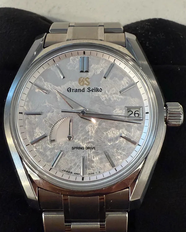 2025 Grand Seiko Heritage Collection "Shunbun" 40MM Pink Dial Titanium Bracelet (SBGA413)