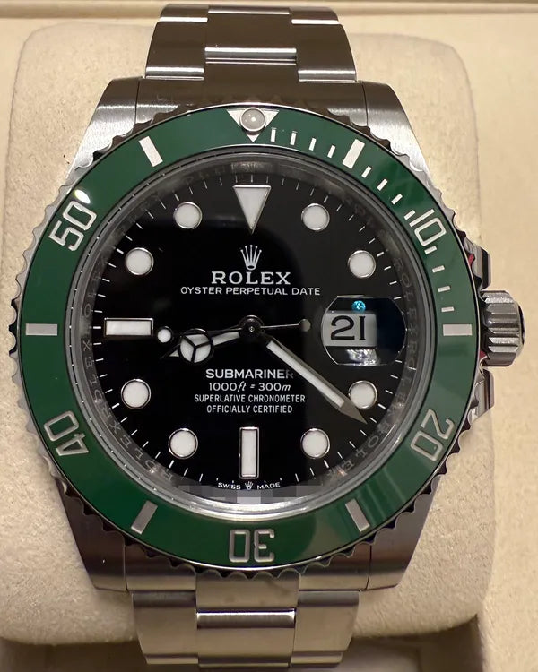Rolex Submariner (126610LV)