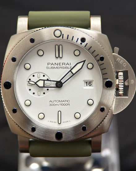 2025 Panerai Submersible QuarantaQuattro 44MM White Dial Rubber Strap (PAM01595)