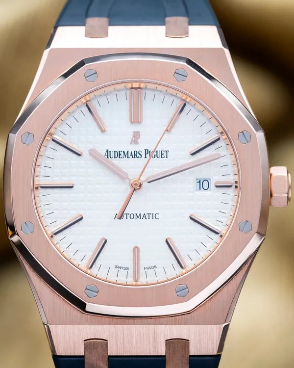 Audemars Piguet Royal Oak (15400OR.OO.D088CR.01)