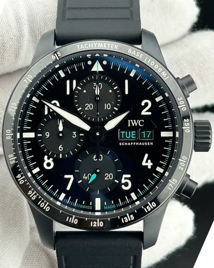 2025 IWC Schaffhausen Pilot Chronograph "AMG Petronas F1" 41MM Black Dial Rubber Strap (IW388306)