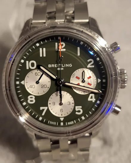 No Reserve - Breitling Classic Avi Chronograph "Curtiss Warhawk" 42MM Green Dial Steel Bracelet (A233802A1L1A1)